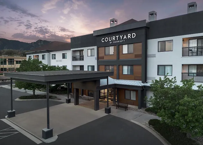 Courtyard By Marriott Colorado Springs South