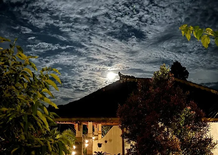 Bale Sebaya - Bungalows Cafe Nature