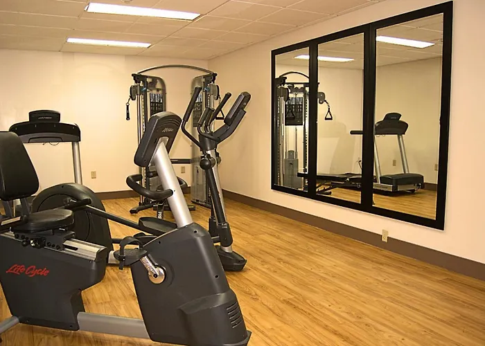 Staywell Inn & Suites