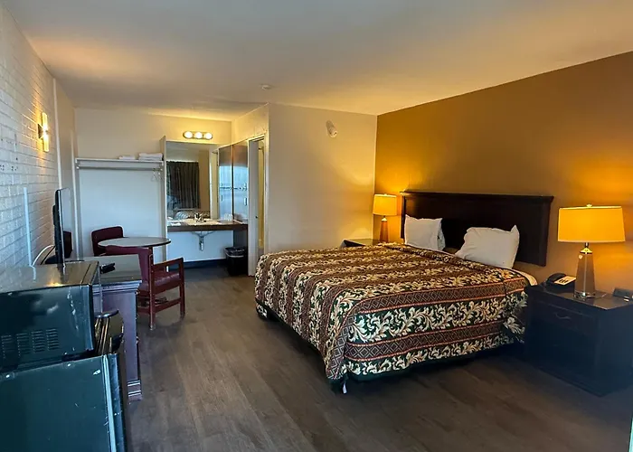 Economy Inn