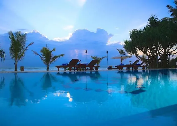 Whispering Palms Hotel