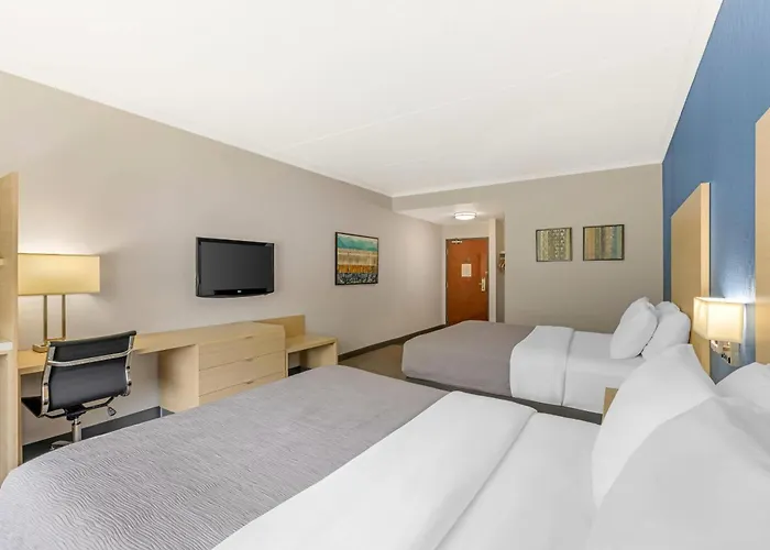 Quality Inn & Suites Oakville-Mississauga