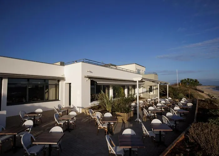 Logis Hotel Les Mouettes Restaurant Erin - Larmor Plage, Proche De Lorient