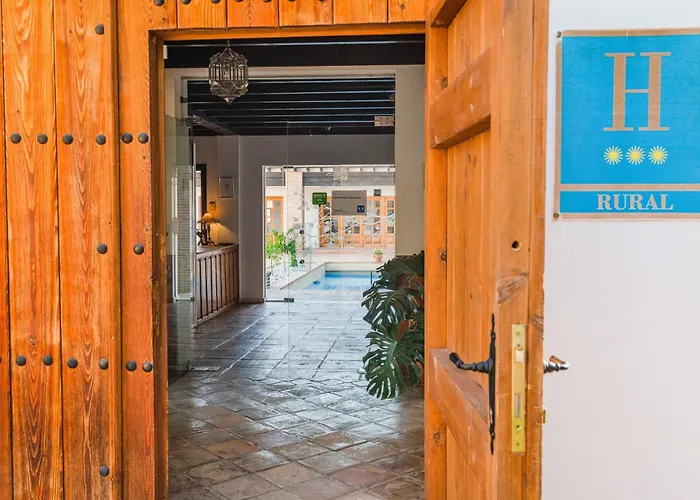 Hotel Rural La Alcanacia