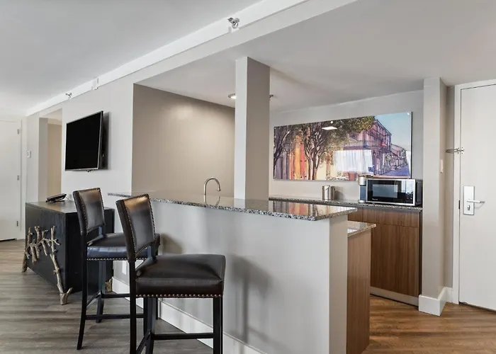 Crowne Plaza Executive Center Baton Rouge By Ihg