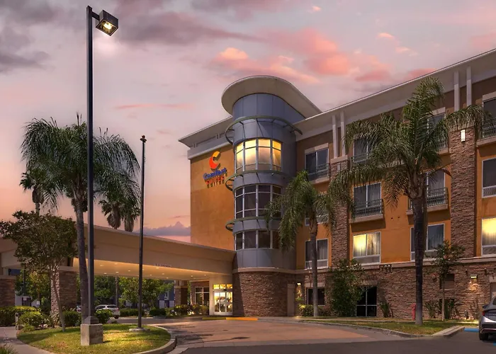 Comfort Suites Ontario Airport Convention Center