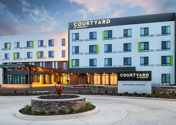 Courtyard By Marriott Modesto North
