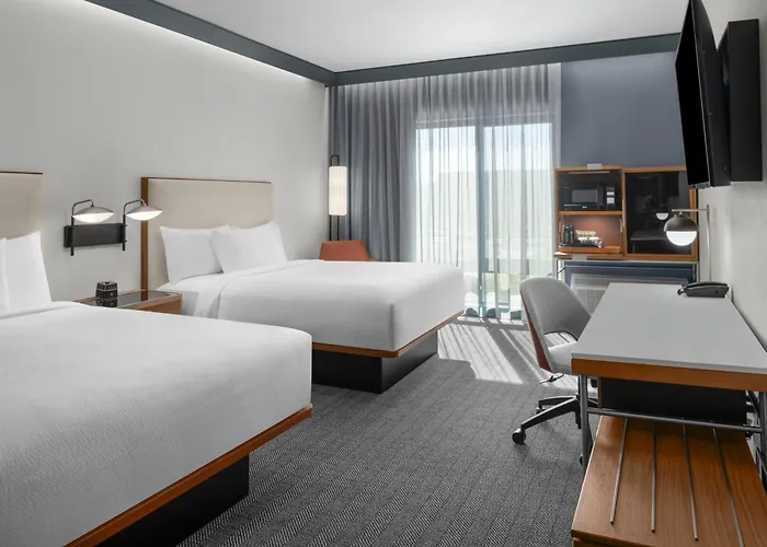 Courtyard By Marriott Modesto North