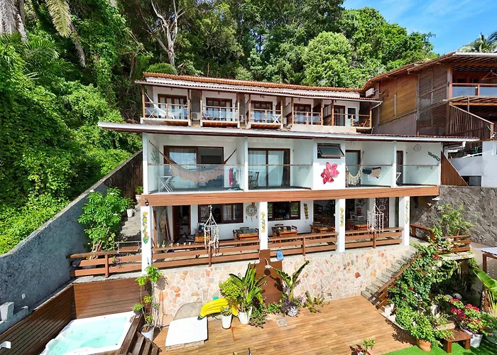 Pousada Aroeira