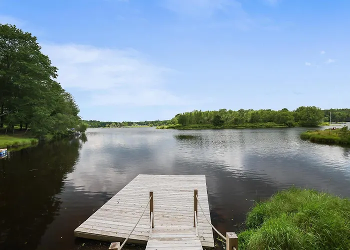Arrowhead Lodge Walk To Lake & Private Dock