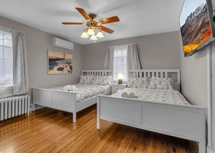 New Close To Falls Beautiful Spacious Parking Air Conditioning