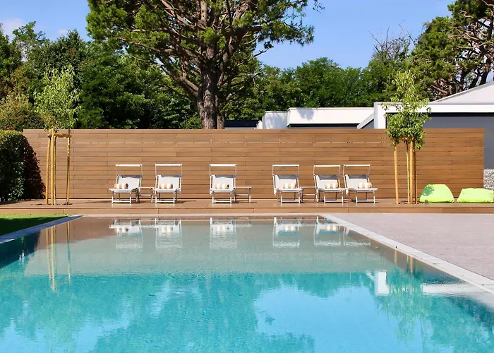 Hotel Mealba Suite & Pool