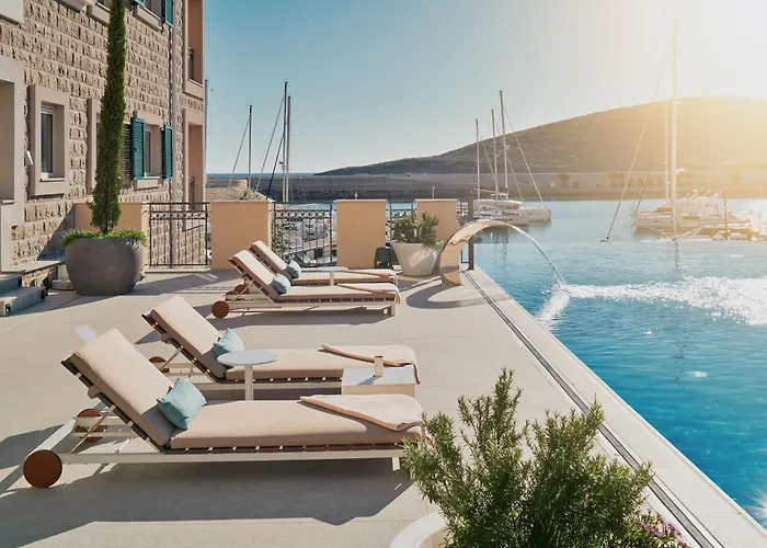 The Chedi Lustica Bay