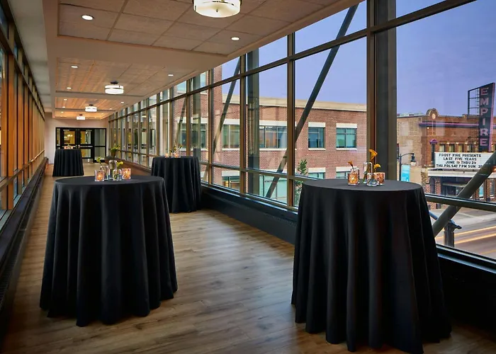 The Olive Ann Hotel, Grand Forks, A Tribute Portfolio Hotel