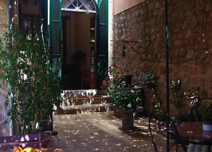 Casa Bougainvillea