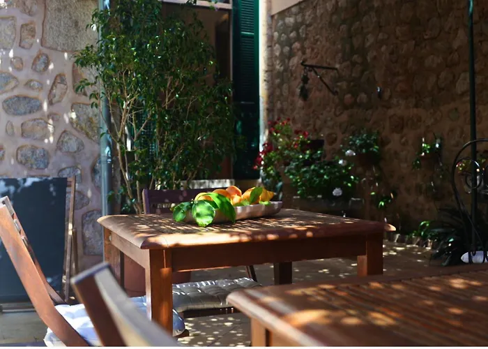 Casa Bougainvillea