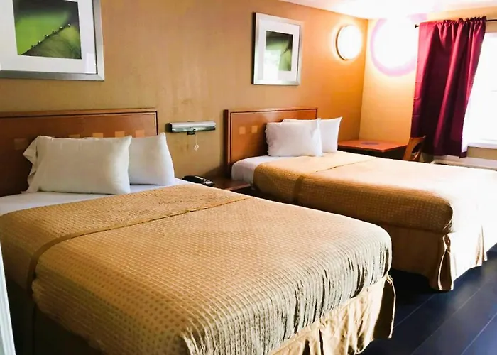 Oyo Hotel Tallahassee Downtown