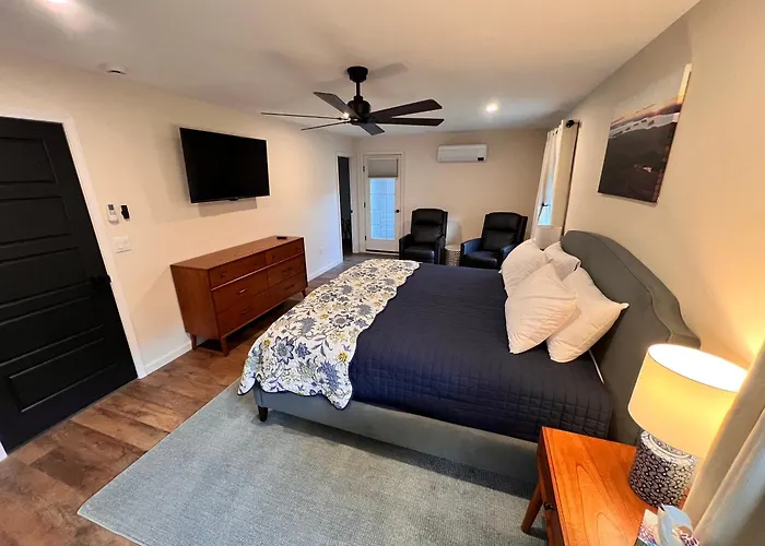 Canterbury Suites B&B