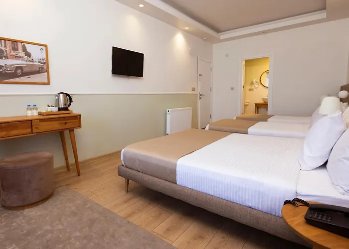 Meshk Airport Hotel