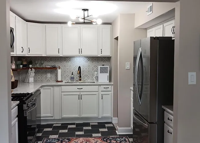 3 Bed 2 Bath Fully Equipped