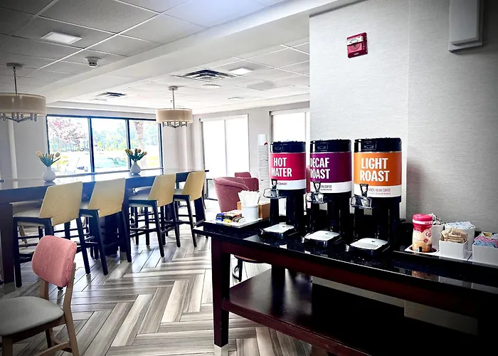 Hampton Inn Waycross
