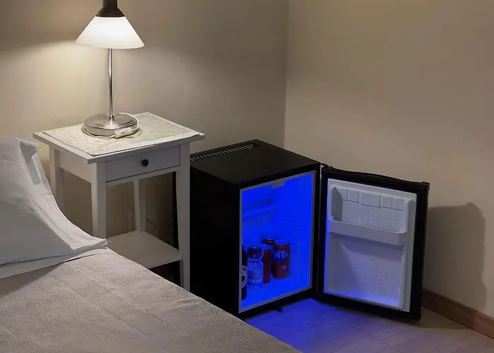 Eremes Rooms & Apartments