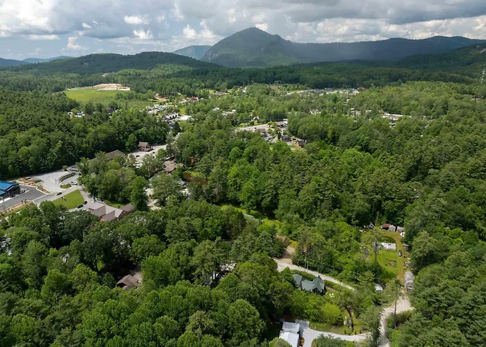 Cashiers Hideaway