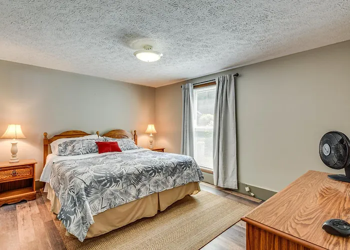 Tee Off In The Mtns: Sky Valley Condo W/ View!