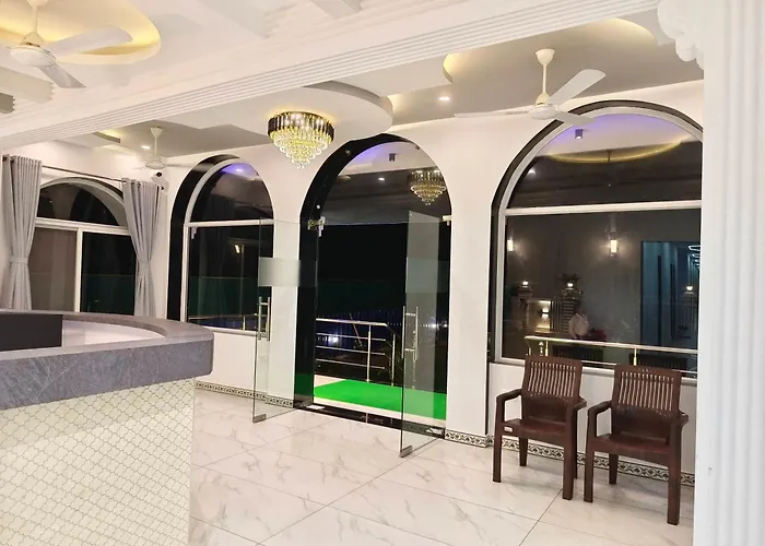 Dolphin Bay Resort