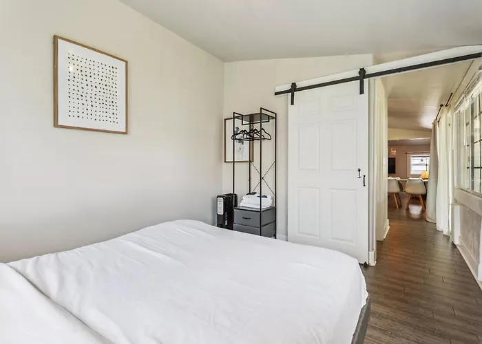 2Br 8 Mins Tinker Afb, Unit 2