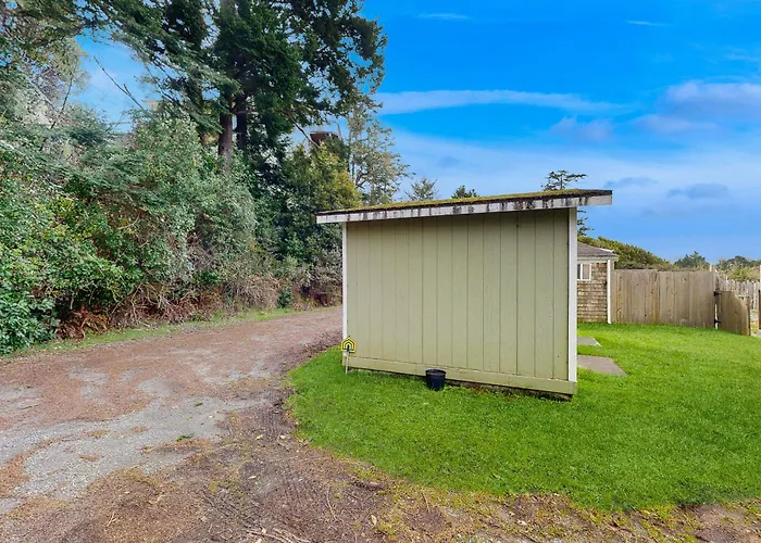 Harbor View Studio Cottage
