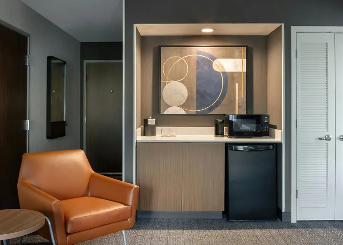 Courtyard By Marriott Traverse City