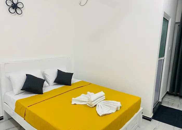 Hotel Jay R