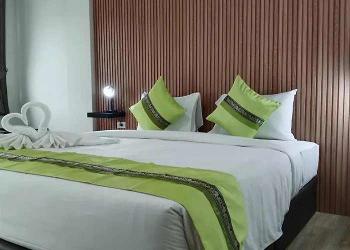 28 Boutique Hotel - Newly Renovated