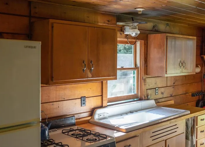 Moose Point Cabin