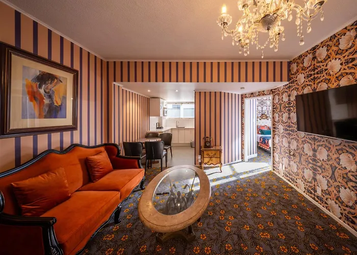 Prince'S Gate Hotel