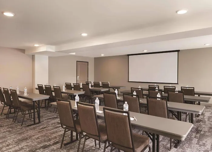 Country Inn & Suites By Radisson, Madison, Wi