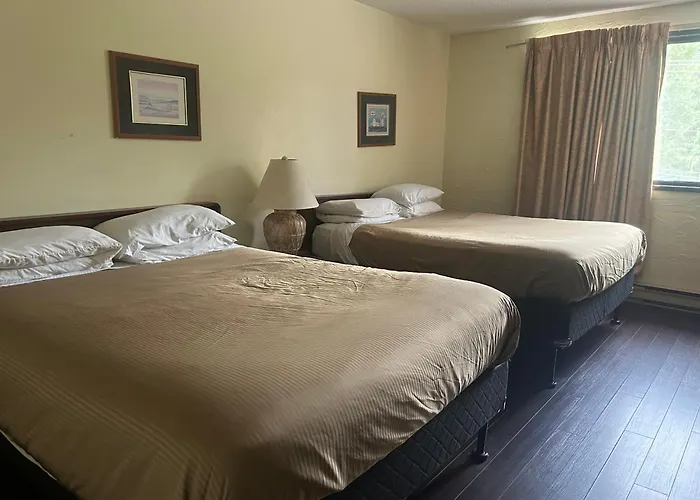 Villagers Inn