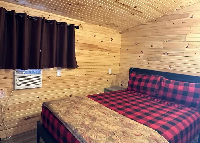 Glen Garry Motel And Cottages