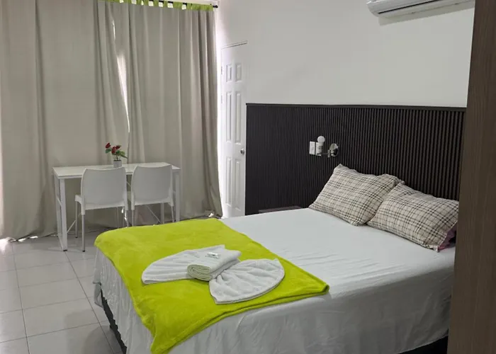 Hotel Sabana Inn