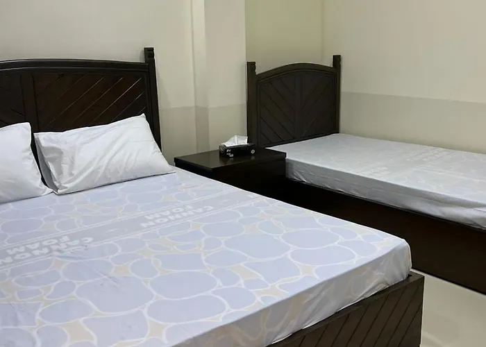 Hotel Lavish G-12