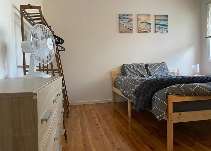 Marsfield Sunny And Spacious Room