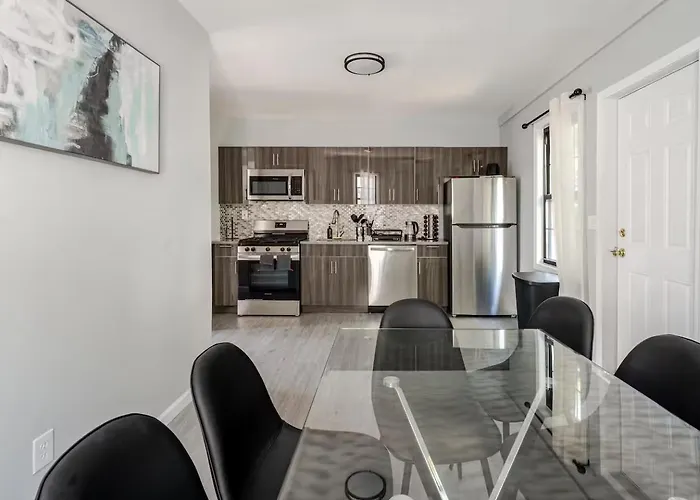 Modern 3 Bed House In Black Rock