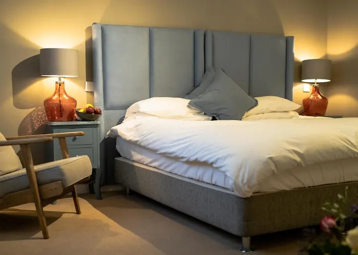 Crouchers Hotel
