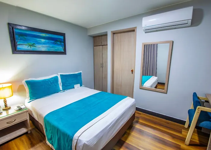 Cabecera Country Hotel