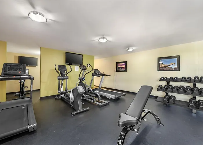 Best Western Plus York Hotel And Conference Center