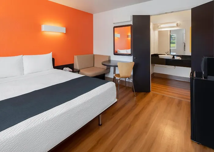 Studio 6 Suites Carpinteria, Ca Santa Barbara South