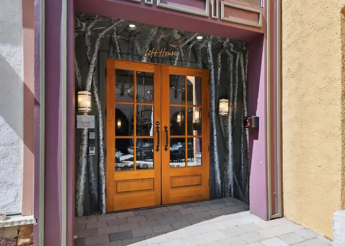 Lift House Lodge, Downtown Vail Lionshead Village Studio Condo