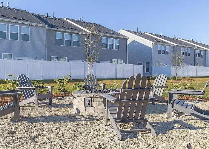 Landing Apartments - Chamberlain Pines