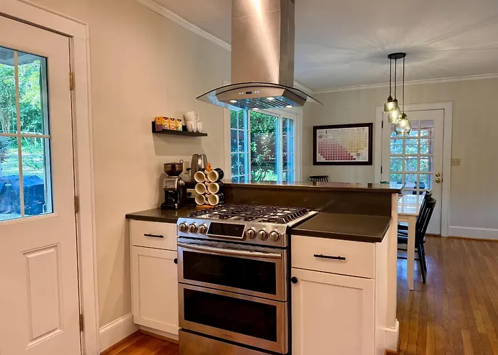 Spacious Downtown Clemson Home, Walkable Clemson University